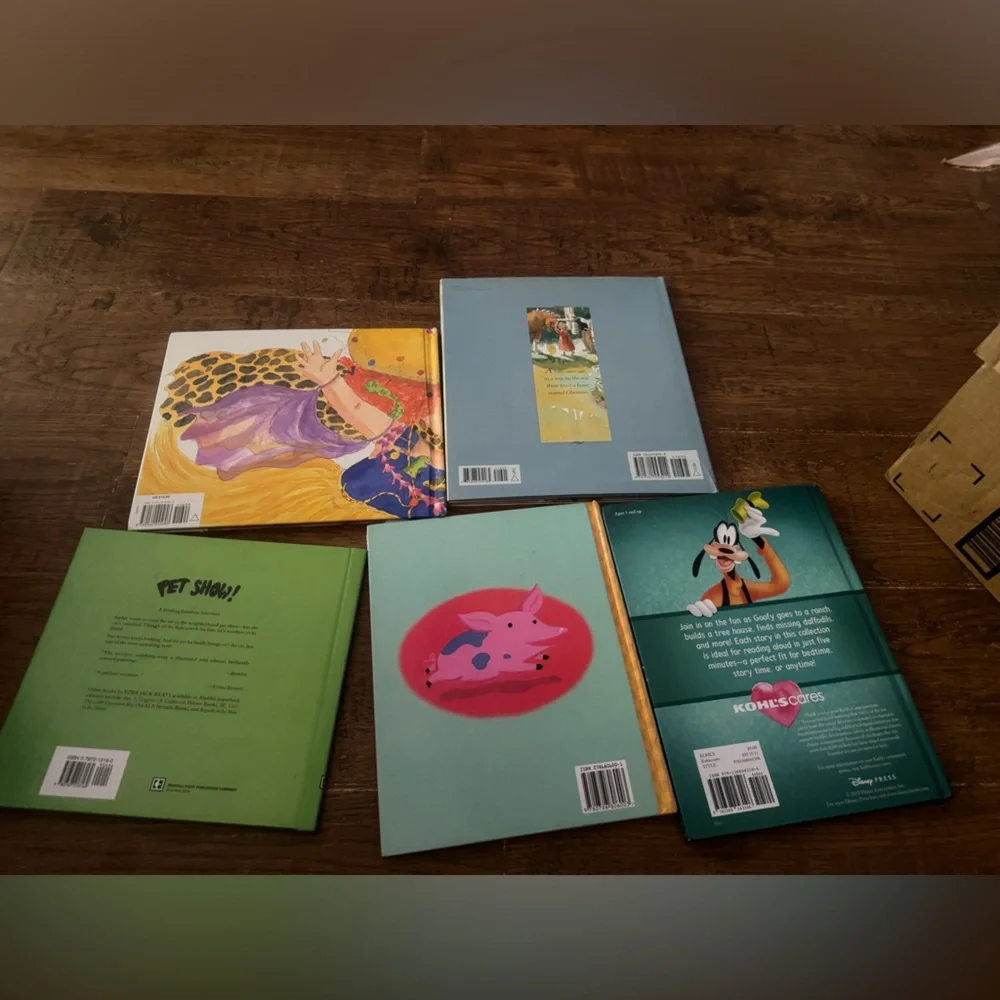 Hardback children’s books Disney, learn to read
